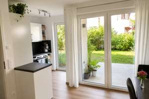 Moderne, helle 2 Zimmer Wohnung in Gilching mit Terrasse und Garten 