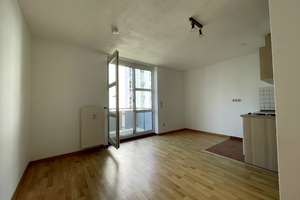 Zuhause mit Balkon in Erlangen – Bayreutherstr 49, 91054 Burgberg, Erlangen – Vorschaubild 2