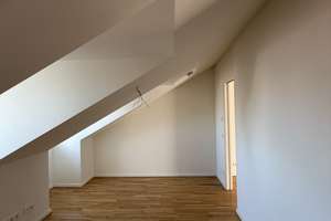 Helle 2-Raum-Wohnung im Zentrum mit Einbauküche und Balkon – RampischeStraße 4, 1067 Innere Altstadt, Dresden – Vorschaubild 3