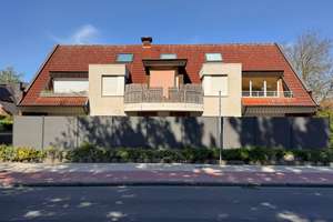 Helle, bezugsfreie Maisonettewohnung mit zwei Balkonen in Münster-Mecklenbeck – Die vollständige Adresse der Immobilie erhältst du vom Anbieter., 48163 Mecklenbeck, Münster – Vorschaubild 15