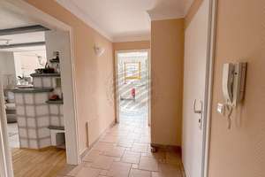 WOLFGANG SODENKAMP /// Maisonette-Wohnung – Die vollständige Adresse der Immobilie erhältst du vom Anbieter., 88512 Mengen – Vorschaubild 2
