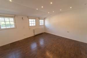 Freistehendes Einfamilienhaus mit Garten und Pool in Wuppertal-Langerfeld – Inselstraße 39, 42389 Langerfeld-Beyenburg, Wuppertal – Vorschaubild 11