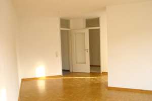 Köln-Porz! Schicke moderne 2-Zimmer-Erdgeschoß-Wohnung inkl. Tiefgaragenstellplatz als Anlageobjekt! – Urbacher Weg 10-22, 51149 Porz (Ortsteil), Köln – Vorschaubild 2