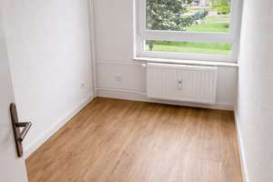 Renovierte 5-Zimmer-Wohnung | 82 m² | 2 Balkone | Stellplatz | Keine Erbpacht| Wolfsburg – Weimarer Str. 1, 38444 Westhagen, Wolfsburg – Vorschaubild 7