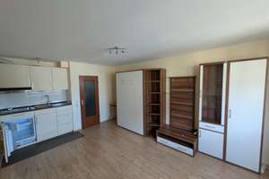 Möbliertes 1-Zimmer-Studio mit Garage & privatem Keller im Bremer Steintor – Lübecker Straße 49, 28203 Steintor, Bremen – Vorschaubild 2
