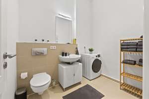 Friedrichshain: 3-Zimmer-Altbauwohnung zzgl. Essküche, Balkon, Fernwärme, Stuck, Parkett, ruhige Lag – Warschauer Straße 61, 10243 Friedrichshain, Berlin – Vorschaubild 15