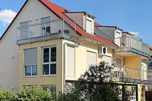 Gepflegte 2-Zi.-Wohnung mit Balkon und Einbauküche im Norden von Ingolstadt 