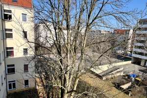 helle 4 Zimmer im Gartenhaus