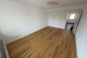 Toll geschnittenes Apartment mit Balkon und EBK in Unterbilk – Die vollständige Adresse der Immobilie erhältst du vom Anbieter., 40223 Bilk, Düsseldorf – Vorschaubild 3