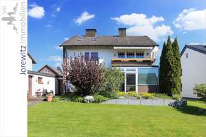 Bielefeld-Brake: Gepflegtes, freistehendes Ein- bis Zweifamilienhaus mit schönem Garten und Garage – Die vollständige Adresse der Immobilie erhältst du vom Anbieter., 33729 Heepen, Bielefeld – Vorschaubild 3