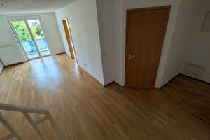 3-Zimmer-Maisonette-Wohnung in Freiburg-Rieselfeld – Bertha-von-Suttner-Straße 12, 79111 Rieselfeld, Freiburg im Breisgau – Vorschaubild 2