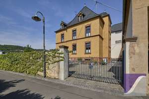 Graach an der Mosel: Exzellent sanierte Villa von 1896 mit Moselblick – Die vollständige Adresse der Immobilie erhältst du vom Anbieter., 54470 Graach an der Mosel – Vorschaubild 8