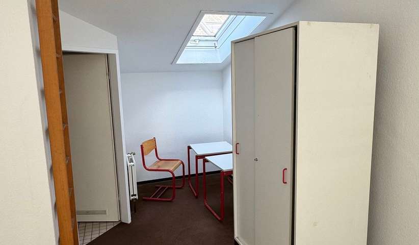 Schönes Maisonette Studentenappartement direkt am Westpark WG geeignet/all inklusive - Photo 2