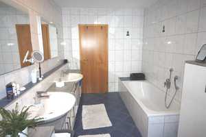 Nähe Metten! Wunderschönes, exklusives 
Wohnhaus in Top Zustand mit Außenpool
 – Deggendorf (Kreis) – Vorschaubild 31