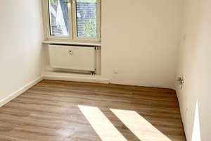 ***Neuwertig! Gut geschnittene 2­ Zi.­ Wohnung mit Stellplatz im Hof*** – Am Schloßpark 102, 65203 Biebrich, Wiesbaden – Vorschaubild 5