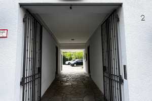 Kernsarnierte 2-Zimmer-Wohnung, teilmöbliert, gehobener Innenausstattung mit Balkon, EBK in Würzburg – Obere Johannitergasse 2, 97076 Würzburg – Vorschaubild 11