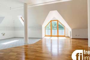 Dresden-Klotzsche: 2-Zimmer-Dachgeschosswohnung mit Dachterrasse – sofort verfügbar – Die vollständige Adresse der Immobilie erhältst du vom Anbieter., 1109 Klotzsche (Stadtteil), Dresden – Vorschaubild 3