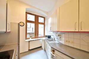 Altbau-Liebe: Repräsentative 3-Zimmer-Wohnung in historischem Anwesen - Heidelberg-Neuenheim – Die vollständige Adresse der Immobilie erhältst du vom Anbieter., 69120 Neuenheim, Heidelberg – Vorschaubild 8