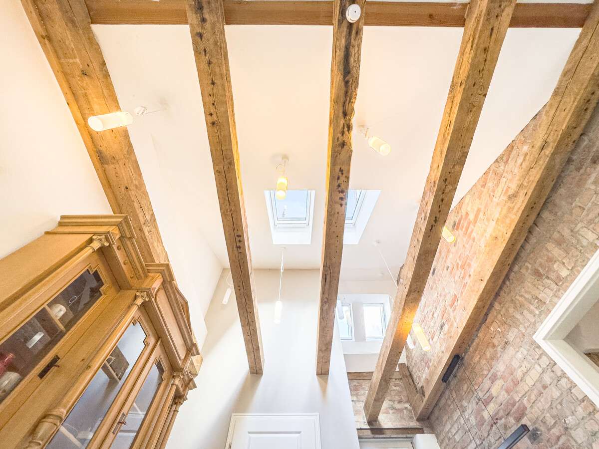 Immobilie in Groß Mohrdorf - Stilvoll & hochwertig saniertes Landhaus mit Wasserblick nähe Stralsund // 2WE // 317m² // PV-Anlage - Bild 20