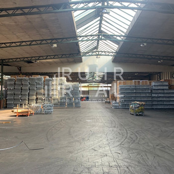 Produktionshalle mit Kranbahn  | RUHR REAL