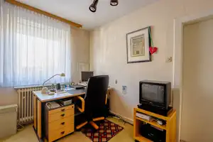 Familienfreundliches Reihenmittelhaus mit Garten und Terrasse in der List – Hannover – Vorschaubild 8