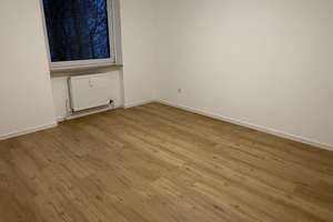 Neu modernisierte 3-Zimmer-Wohnung mit Balkon und hochwertiger neuer EBK in München-Fürstenried – Solothurner Strasse 26, 81475 Fürstenried-West, München – Vorschaubild 5