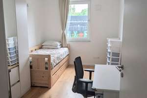 Neuwertige 3-Zimmer-Wohnung, ca. 100 m², EBK, 2 Bäder, Hamburg 22549 – Die vollständige Adresse der Immobilie erhältst du vom Anbieter., 22549 Osdorf, Hamburg – Vorschaubild 4