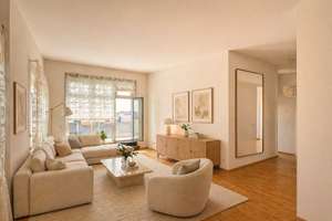Helle 4-Zi.-Dachgeschosswohnung mit großer Südwest-Terrasse in Waldtrudering – Die vollständige Adresse der Immobilie erhältst du vom Anbieter., 81827 Waldtrudering, München – Vorschaubild 1