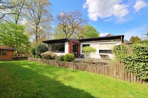 Ebenerdig plus Souterraint - Bungalow - Familienidyll -  Sonniger Garten rund ums Haus, Garage & Car – Die vollständige Adresse der Immobilie erhältst du vom Anbieter., 28327 Ellener Feld, Bremen – Vorschaubild 1
