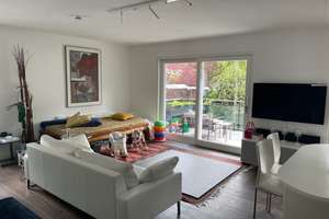 Helle und großzügige 3-Zimmer-Wohnung in zentraler Lage von Großhadern – Hartwaldstraße 5, 81377 Großhadern, München – Vorschaubild 2