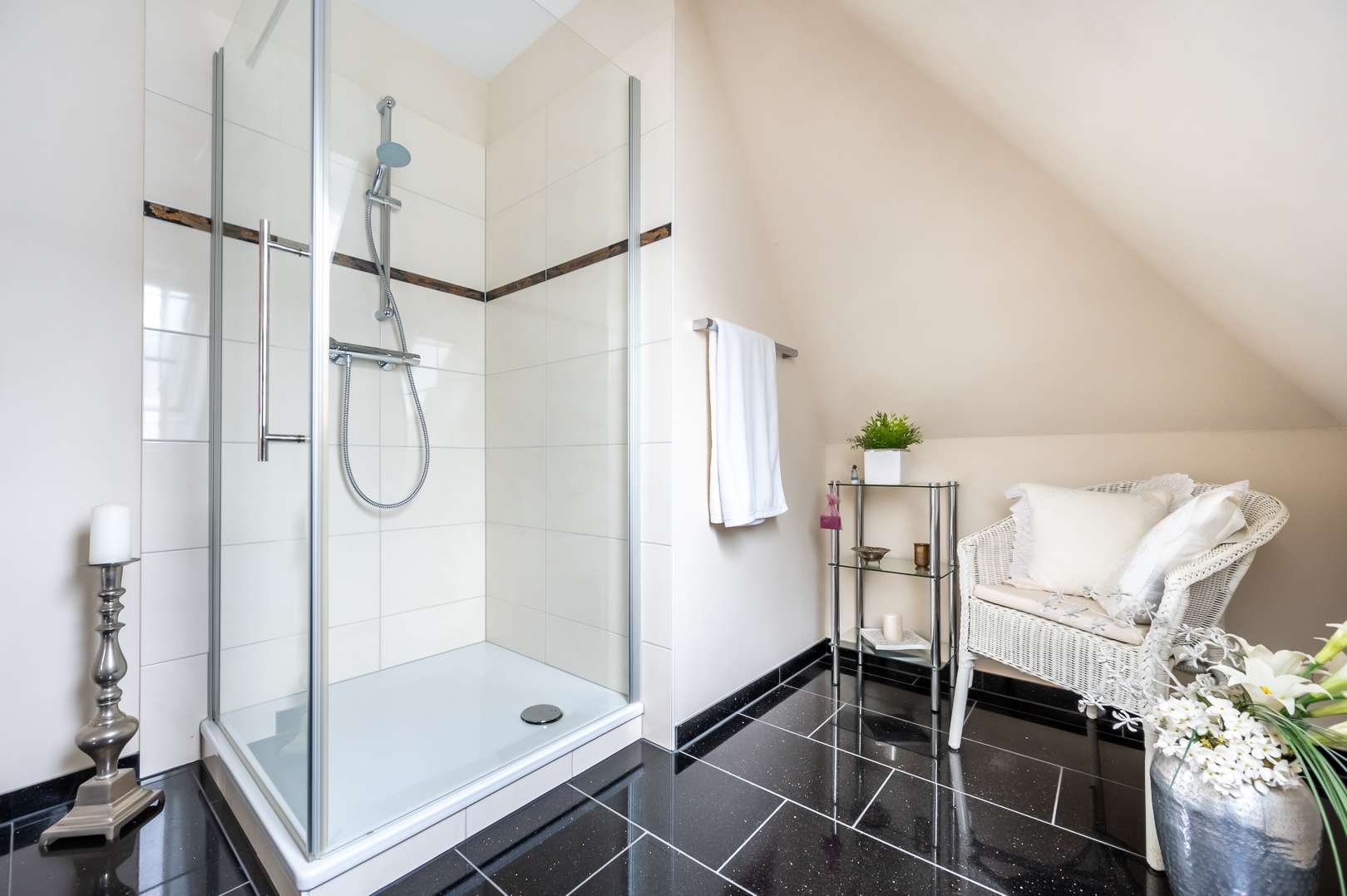 Immobilie in Westerdeichstrich - Gepflegtes Wohnen an der Nordsee -
zum Wohnen oder Vermieten - Bild 7