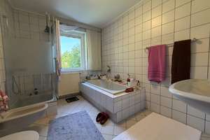 Großzügiges Zweifamilienhaus mit Ausbaureserve und vielseitigen Nutzungsmöglichkeiten in Extertal! – Die vollständige Adresse der Immobilie erhältst du vom Anbieter., 32699 Extertal – Vorschaubild 17