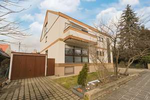 !!! Auf Neubauniveau: !!! Vollständig sanierte Eigentumswohnung mit Garten und Garage in Mögeldorf – Die vollständige Adresse der Immobilie erhältst du vom Anbieter., 90480 Schmausenbuckstraße, Nürnberg – Vorschaubild 1