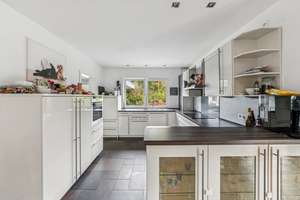 Platz zum Durchatmen - Modernes Einfamilienhaus in Heide – Die vollständige Adresse der Immobilie erhältst du vom Anbieter., 25746 Heide – Vorschaubild 9