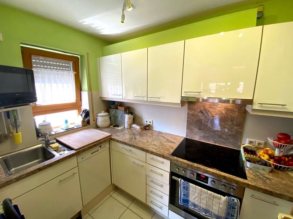 Immobilie in Meckenbeuren - Willkommen, zu Hause! Schöne 3-Zimmerwohnung 
mit Garage + Außenstellplatz in Meckenbeuren - Bild 1