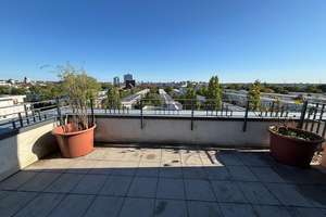 Exklusive 2-Zimmer-Penthousewohnung (91,5 m²) mit großer Dachterrasse direkt am Europagarten – Niedernhausener Straße 53, 60326 Gallus, Frankfurt am Main – Vorschaubild 16