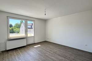 tolle, frisch sanierte 3-Zimmer-Wohnung mit Balkon – Gelsenkirchener Str. 21, 44866 Leithe, Bochum – Vorschaubild 2