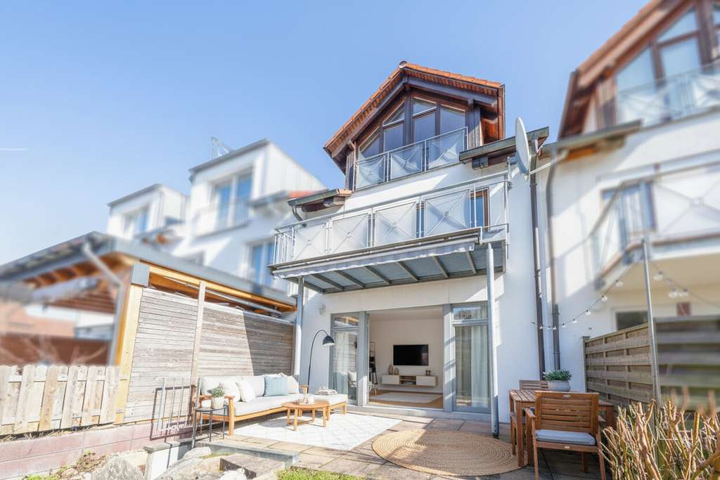 Immobilie in Gärtringen - Familienfreundliches Reihenmittelhaus mit Raum für gemeinsame Glücksmomente - Bild 3