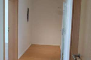 Renovierte ruhige Zweizimmer Etagenwohnung + Balkon in Essen-Rüttenscheid – Die vollständige Adresse der Immobilie erhältst du vom Anbieter., 45130 Rüttenscheid, Essen – Vorschaubild 4