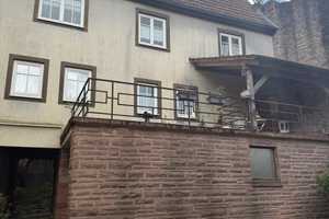 Sanierungsbedürftiges Wohnhaus mit Anbauten in Freudenberg – zentrumsnah und nahe am Main – Hauptstraße 32, 97896 Main-Tauber-Kreis – Vorschaubild 1
