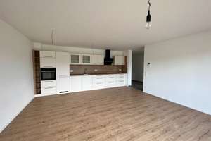 Moderne 2-Zimmer-Wohnung in Tiefenbach: Wohnen nahe Passau! – Pfarrer-Siegfried-Kroiss-Strasse 36, 94113 Tiefenbach – Vorschaubild 3