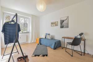 Saniert. Vier-Zimmer-Wohnung mit Balkon und Tiefgaragenstellplatz. – Die vollständige Adresse der Immobilie erhältst du vom Anbieter., 40595 Garath, Düsseldorf – Vorschaubild 3