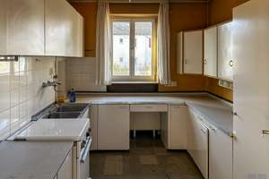 Charmantes Einfamilienhaus mit großem Garten und Doppelgarage in Schongau! – Die vollständige Adresse der Immobilie erhältst du vom Anbieter., 86956 Schongau – Vorschaubild 5