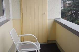Top sanierte  Wohnung mit Loggia Düsseldorf Oberkassel – Schorlemerstraße 16, 40545 Oberkassel, Düsseldorf – Vorschaubild 2
