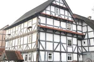 Repräsentatives, großes, vielfältig nutzbares Fachwerkhaus - Rotenburg a.d. Fulda/Teilort – Die vollständige Adresse der Immobilie erhältst du vom Anbieter., 36199 Rotenburg an der Fulda – Vorschaubild 3