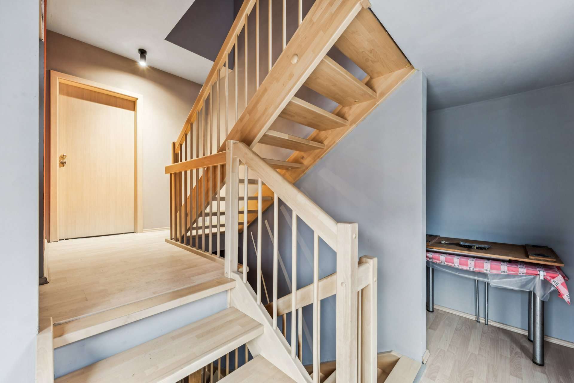 Immobilie in Baiersbronn - Modernisiertes 3‑Familienhaus mit Gestaltungsmöglichkeiten in Schönmünzach - Bild 11