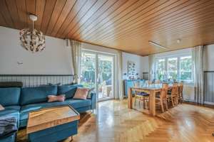 In bevorzugter Lage: Dreifamilienhaus mit großem und ebenem Garten – Die vollständige Adresse der Immobilie erhältst du vom Anbieter., 70563 Rosental, Stuttgart – Vorschaubild 5