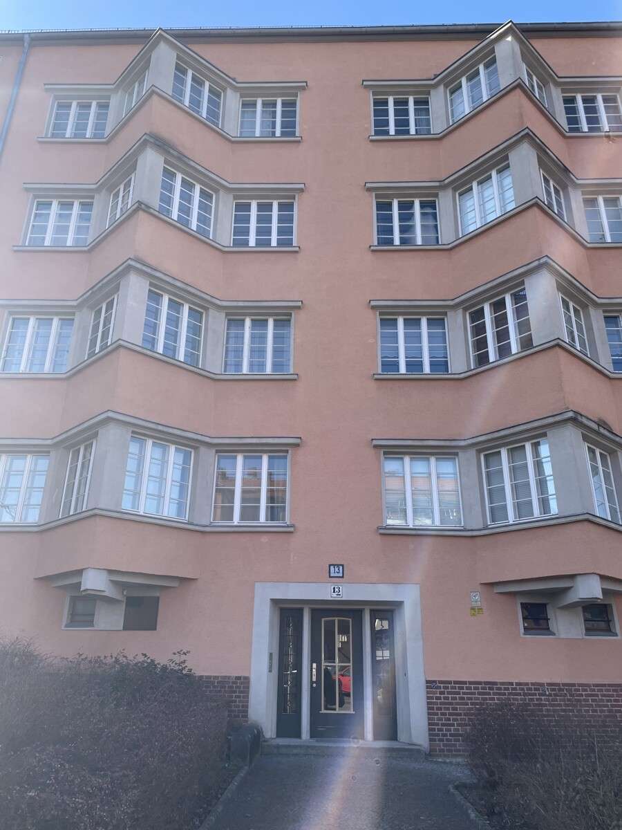 Vermietete 2-Zimmer-Wohnung mit Balkon in Toplage, Berlin – Bild 1