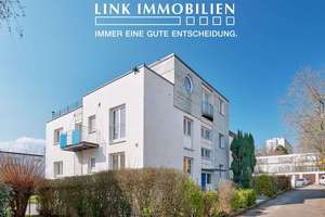 Modernes Familienhaus mit Panorama-Dachterrasse, Gartenidylle und Top-Lage im Stadtbezirk Mühlhausen – Die vollständige Adresse der Immobilie erhältst du vom Anbieter., 70437 Freiberg, Stuttgart – Vorschaubild 1