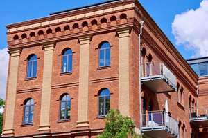 Großzügige Loftwohnung in historischem Ambiente mit Balkon und 2 Stellplätzen – Die vollständige Adresse der Immobilie erhältst du vom Anbieter., 1187 Naußlitz, Dresden – Vorschaubild 10